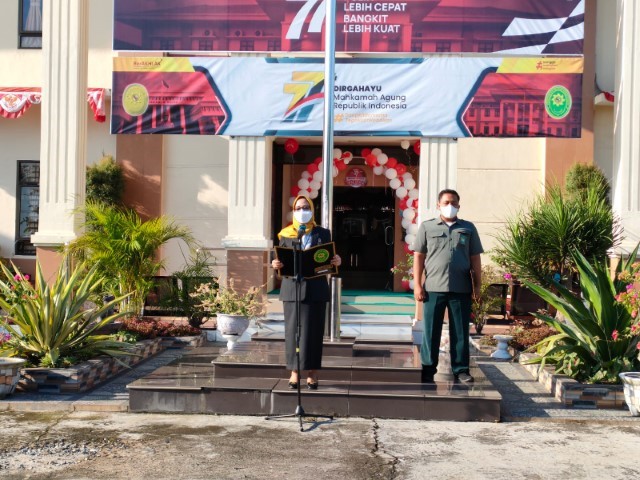 Upacara HUT Mahkamah Agung RI Ke-77 di Pengadilan Negeri Simalungun Upacara HUT Mahkamah Agung RI Ke-77 di Pengadilan Negeri Simalungun