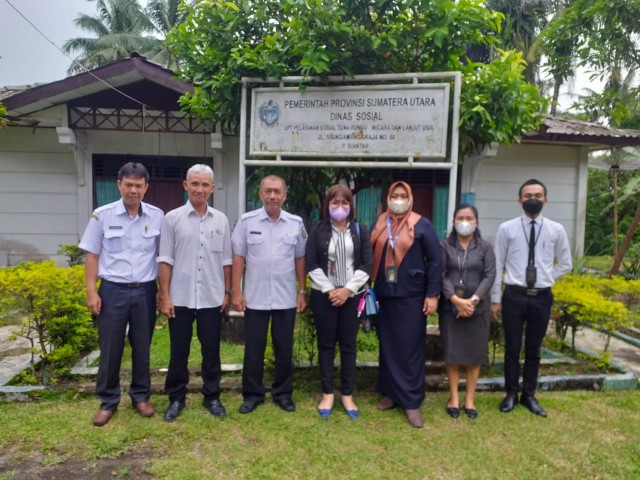 Kunjugan ke Dinas Sosial Dalam Rangka Menjalin Kerja Sama Dengan UPT Dinas Sosial Provinsi Sumut. Kunjugan ke Dinas Sosial Dalam Rangka Menjalin Kerja Sama Dengan UPT Dinas Sosial Provinsi Sumut.