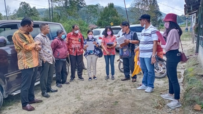 Pengadilan Negeri Simalungun Melakukan Pemeriksaan Setempat di Sidallogan Huta I, Nagori Sipangan Bolon Mekar, Kec. Girsang Sipangan Bolon, Kabupaten Simalungun Pengadilan Negeri Simalungun Melakukan Pemeriksaan Setempat di Sidallogan Huta I, Nagori Sipangan Bolon Mekar, Kec. Girsang Sipangan Bolon, Kabupaten Simalungun