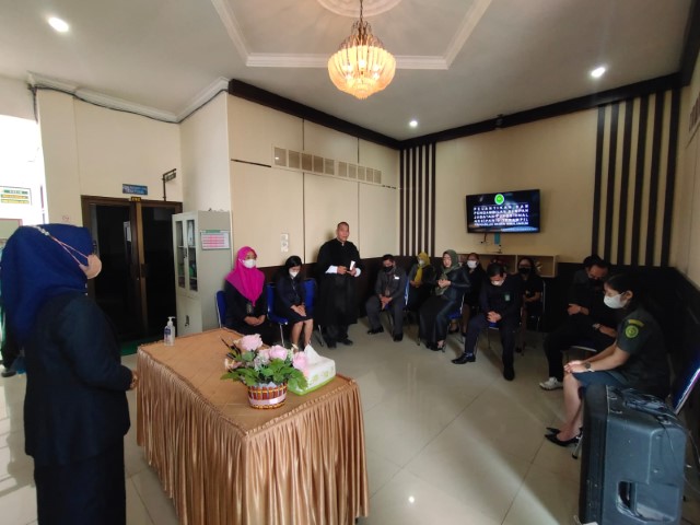Pelantikan dan Pengambilan Sumpah Jabatan Fungsional Arsiparis Terampil pada Pengadilan Negeri Simalungun Pelantikan dan Pengambilan Sumpah Jabatan Fungsional Arsiparis Terampil pada Pengadilan Negeri Simalungun