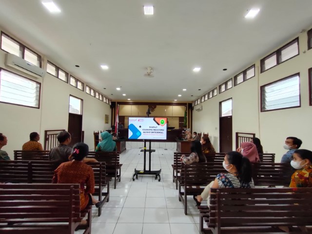 Rapat Closing Meeting Audit Internal pada Pengadilan Negeri Simalungun Rapat Closing Meeting Audit Internal pada Pengadilan Negeri Simalungun