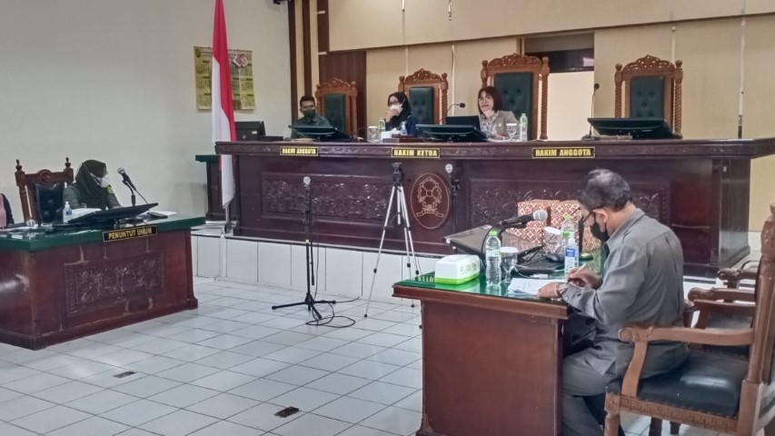 Rapat Monitoring dan Evaluasi Pengisian Aplikasi PMPZI Rapat Monitoring dan Evaluasi Pengisian Aplikasi PMPZI