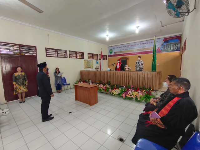 Pengambilan Sumpah Jabatan dan Pelantikan Panitera Muda Perdata pada Pengadilan Negeri Simalungun Pengambilan Sumpah Jabatan dan Pelantikan Panitera Muda Perdata pada Pengadilan Negeri Simalungun